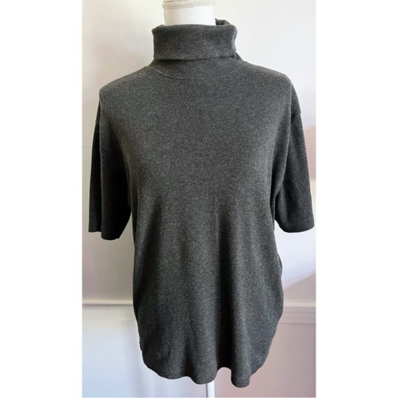 Giorgio Basics • Vintage Grey Turtleneck Sweater - Picture 1 of 4